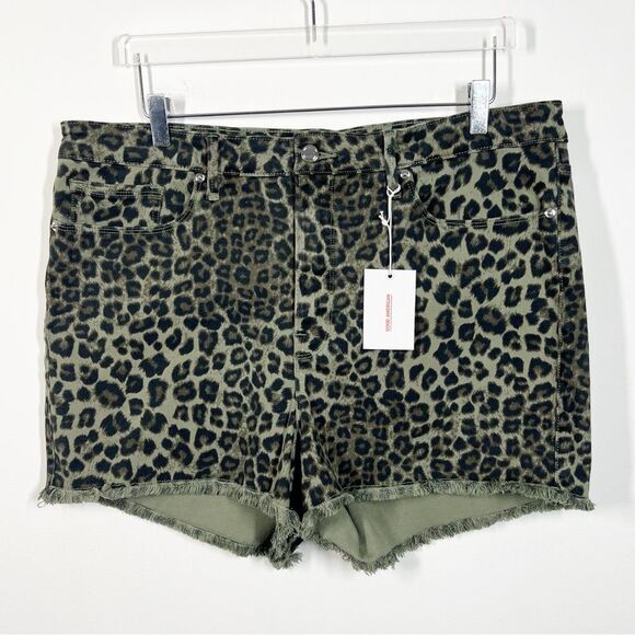 Good American NWT Womens Size 18 Leopard Sage Distressed Hem Cut Off Jean Short - Picture 13 of 14